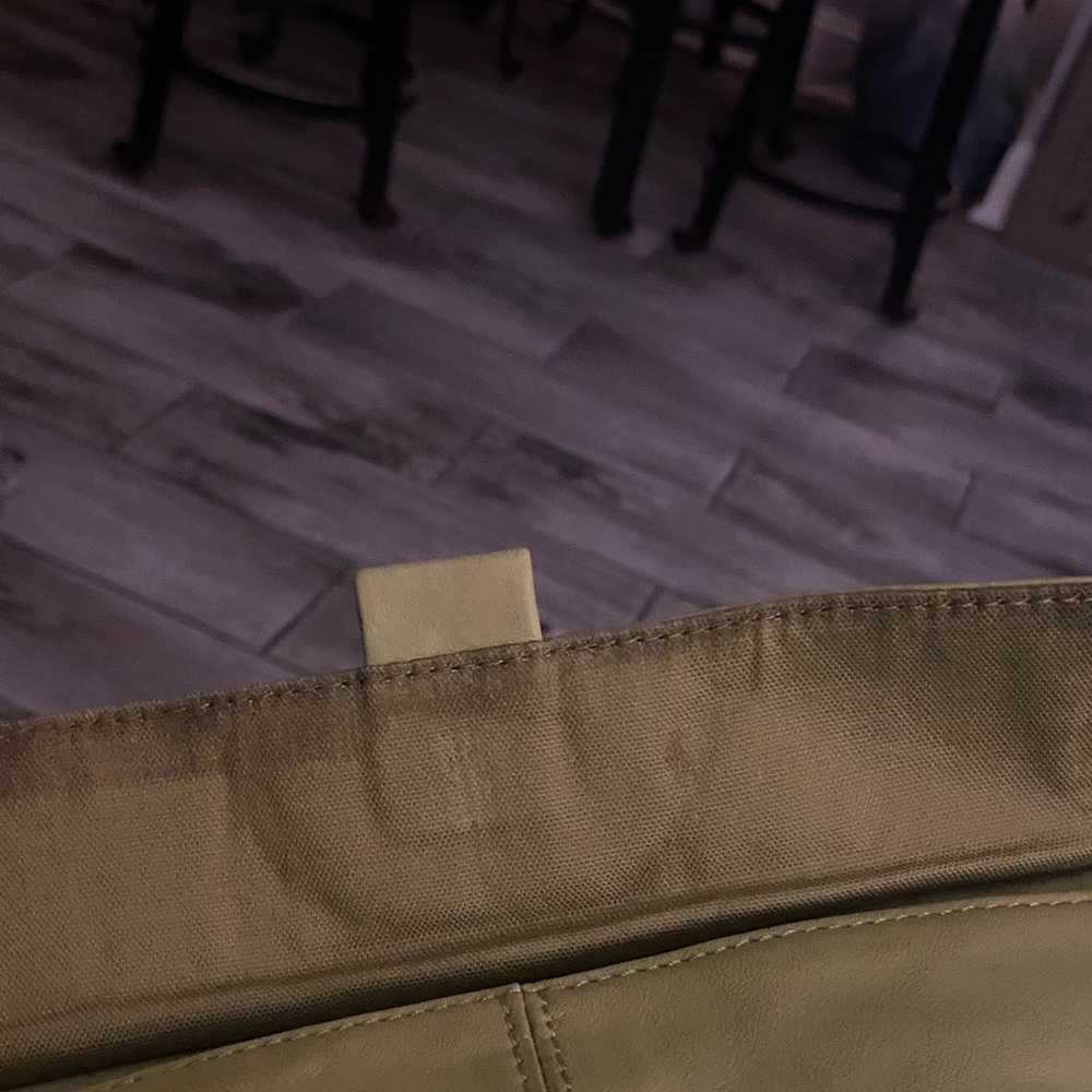 Fossil Green Leather Women's Bag - Picture 8 of 16